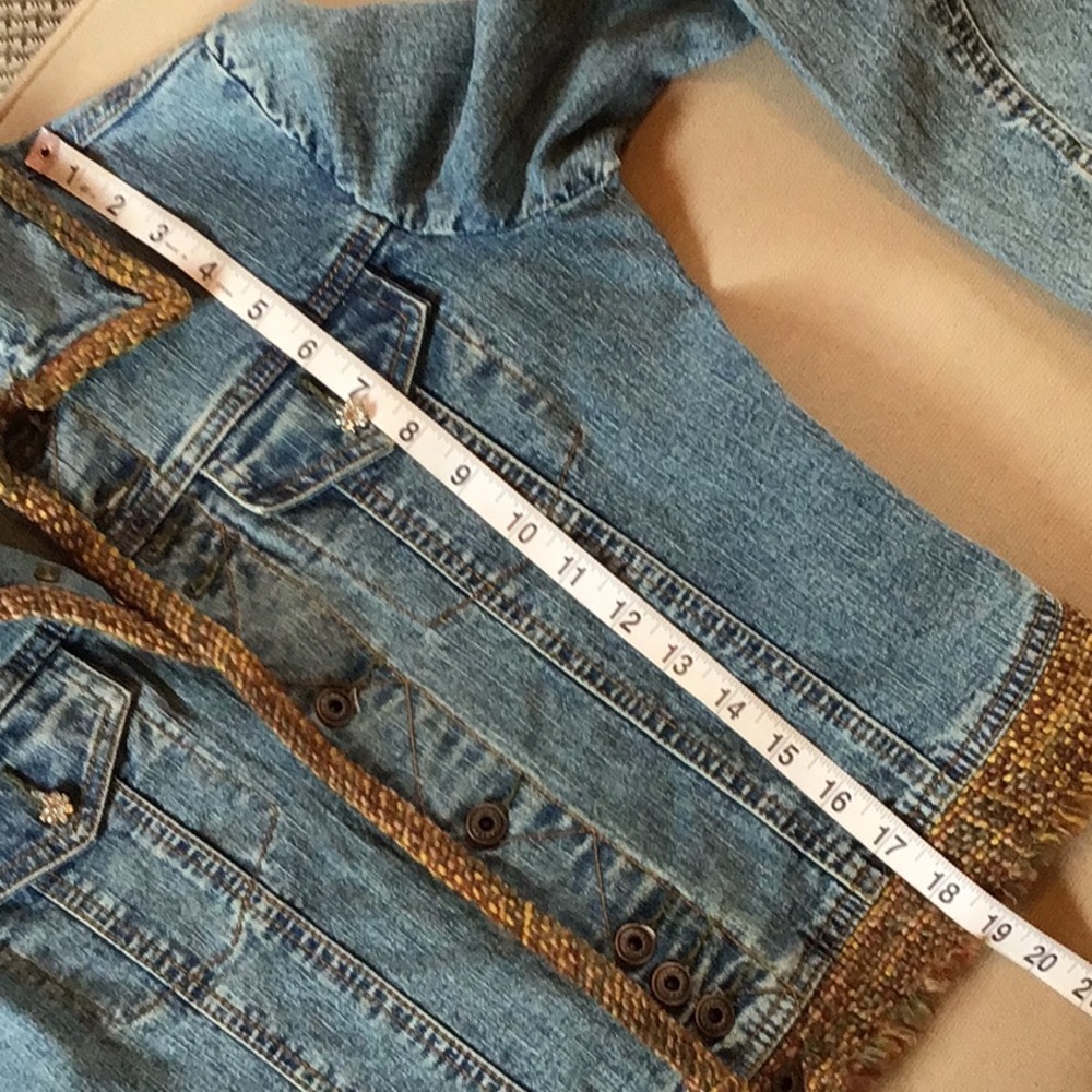 CRYSTAL POCKET BUTTONS JEAN JACKET WITH TWEED DETAILING - Picture 7 of 16